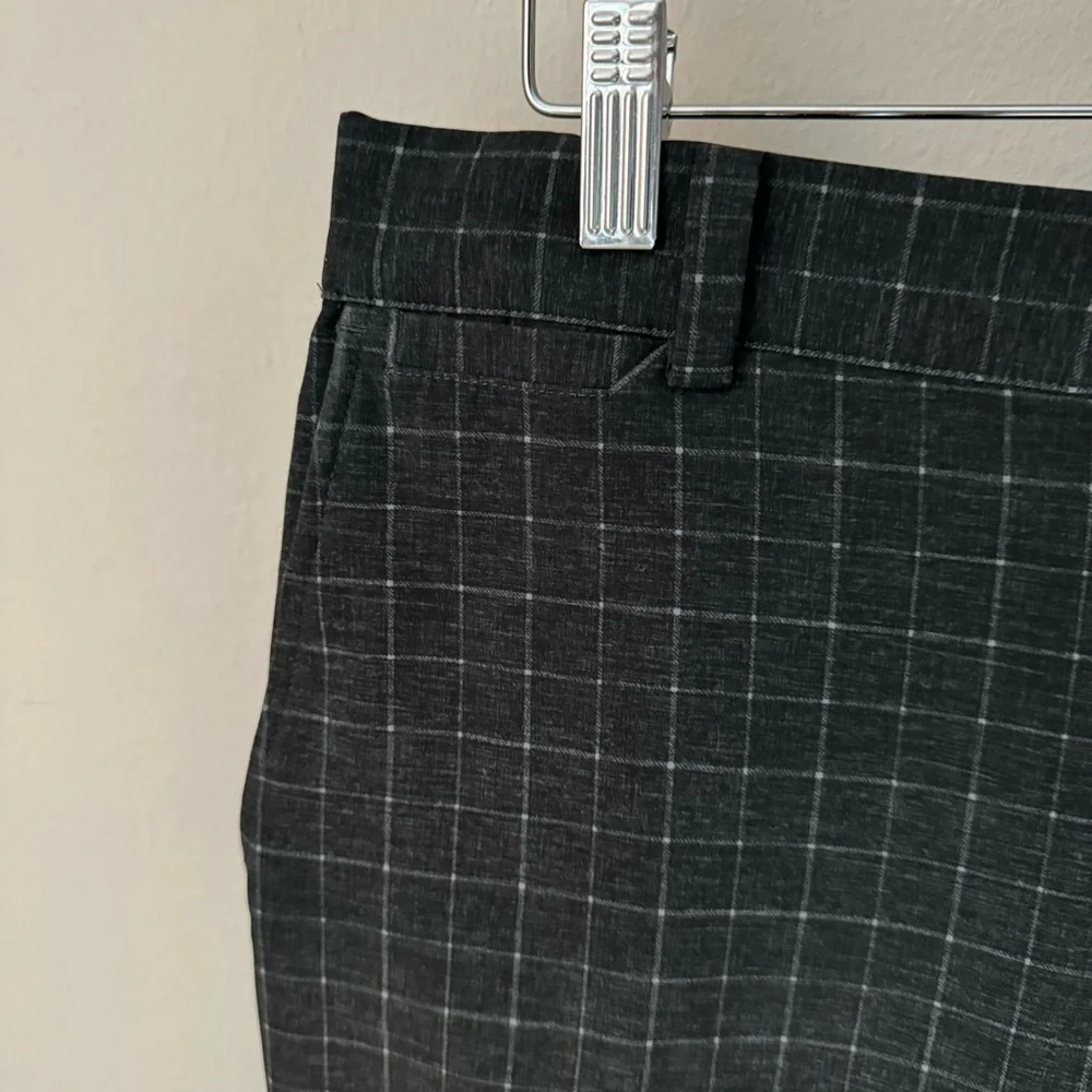 NIKE GOLF Dri-Fit Stretch Shorts 11” Inseam Dark Grey Black Style# 818047-010